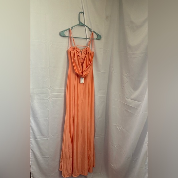 Elegant Peach Evening Gown - Picture 3 of 5